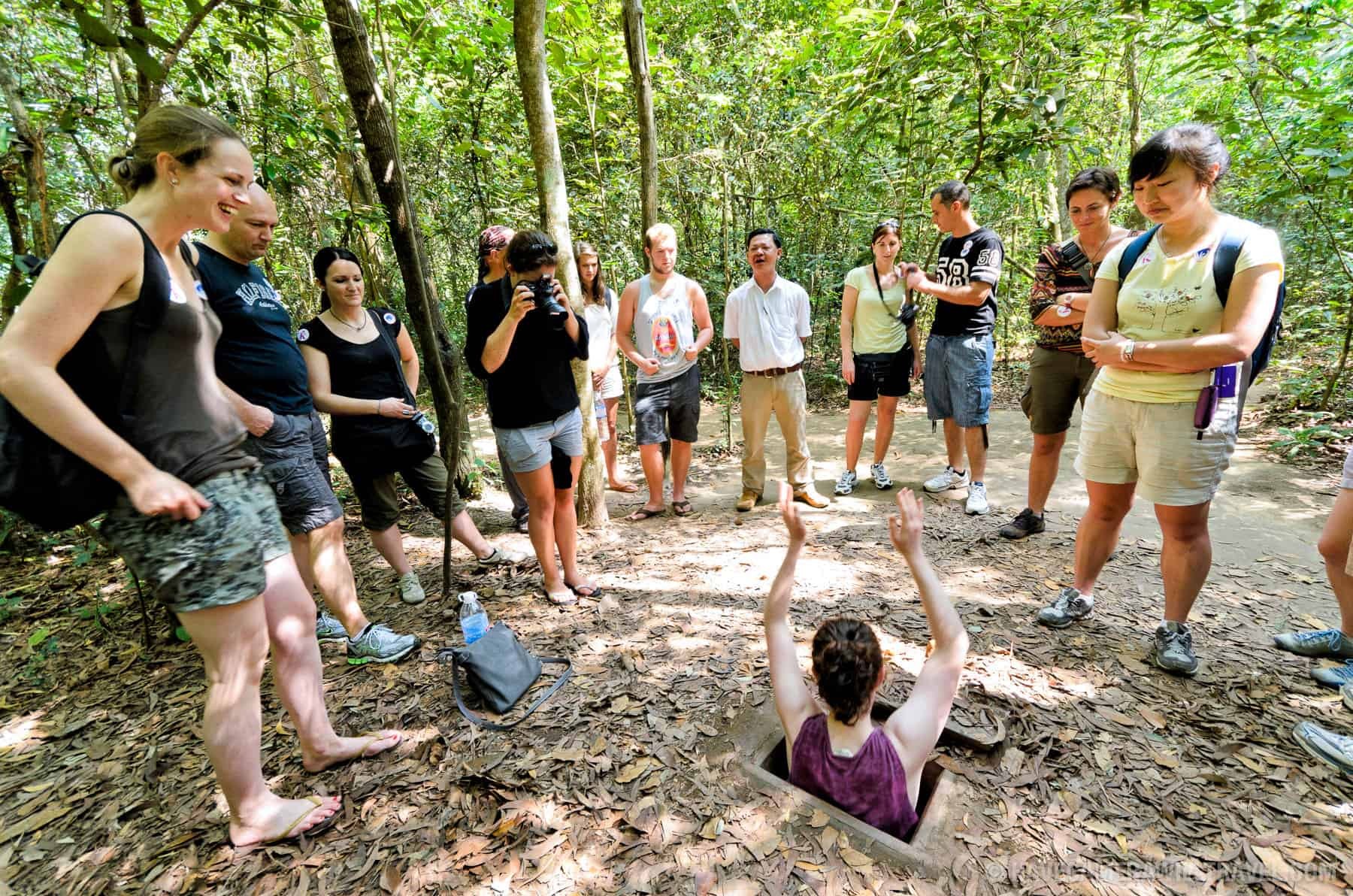 CODE VJ17: HO CHI MINH – CITY TOUR – CU CHI 3 DAYS 2 NIGHTS