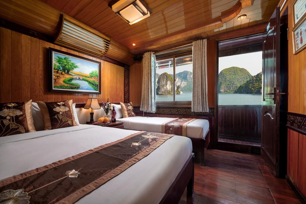 Halong Cozy Bay Cruise 3 stars 