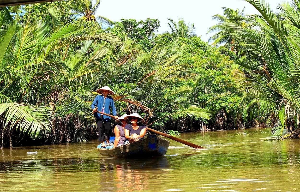 CODE VJ21: HO CHI MINH CITY - CU CHI – ME KONG 5DAYS 4 NIGHTS