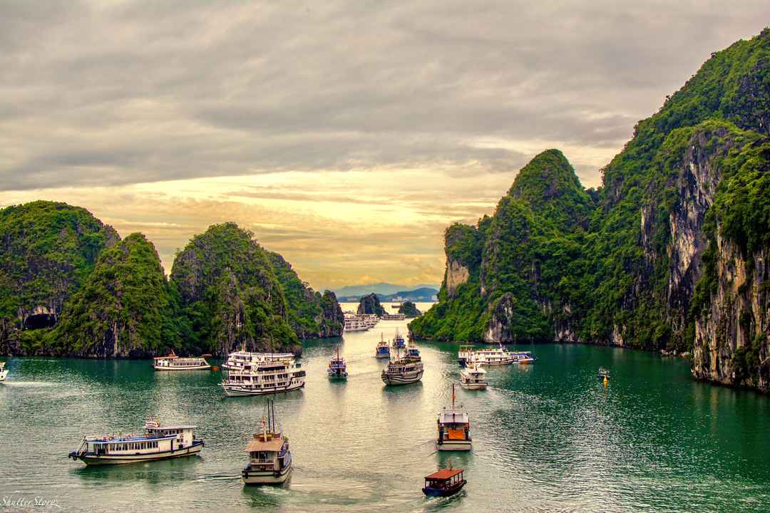 CODE JT02: HANOI – HALONG BAY  3DAYS 2NIGHTS