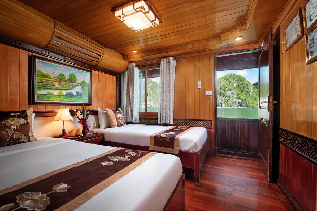 Halong Cozy Bay Cruise 3 stars 