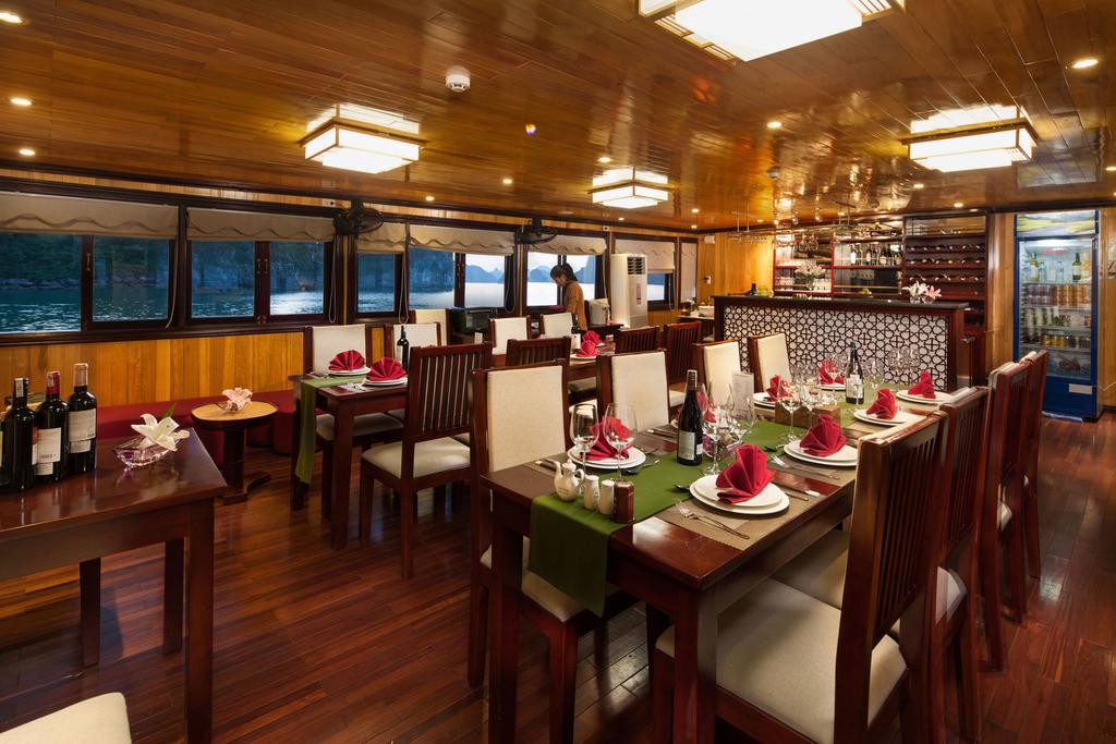 HALONG GARDEN BAY CRUISE - WOODEN 4 STAR CRUISE