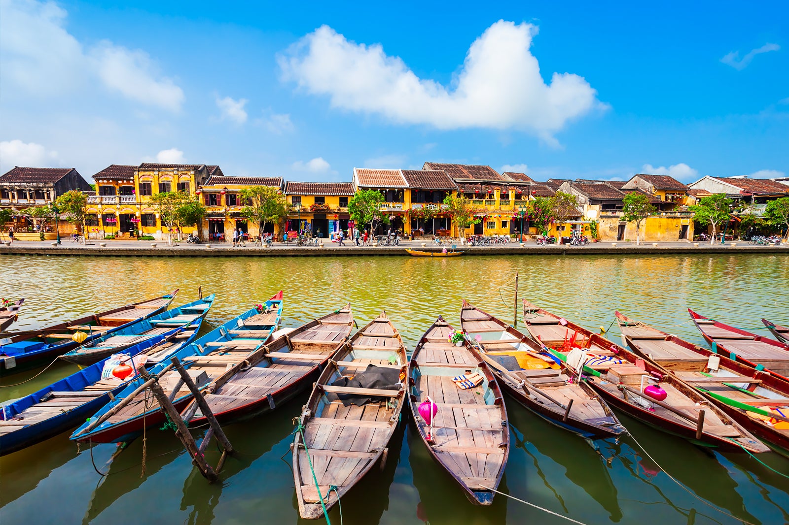 CODE VJ35: HANOI - HALONG – DA NANG – HO CHI MINH 8 DAYS 7 NIGHTS