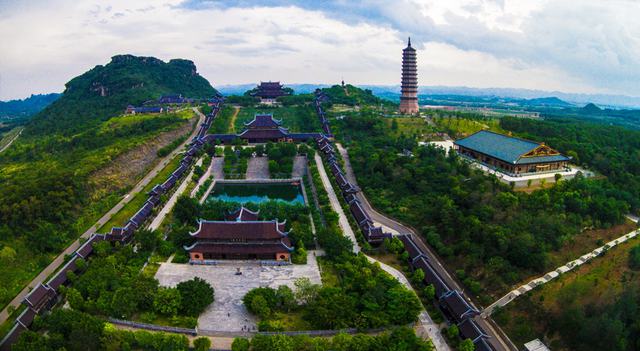 Bai Dinh Pagoda - Trang An Eco Tourism Day Trip