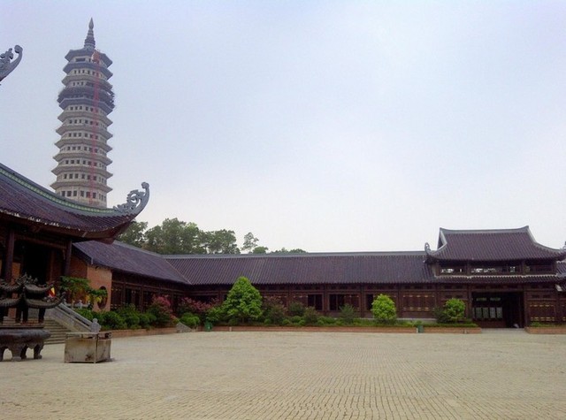 Bai Dinh Pagoda - Trang An Eco Tourism Day Trip