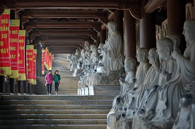 Bai Dinh Pagoda - Trang An Eco Tourism Day Trip