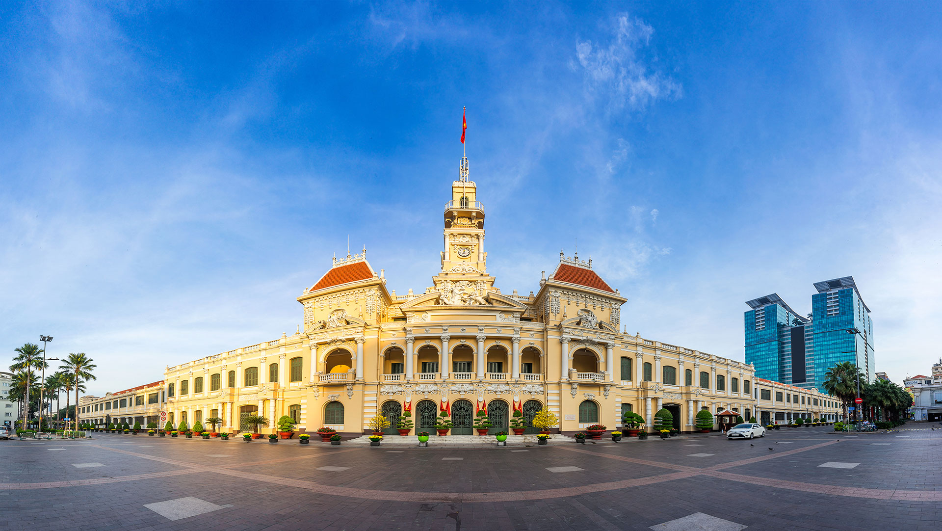 CODE VJ16:  HO CHI MINH CITY  3 DAYS 2 NIGHTS