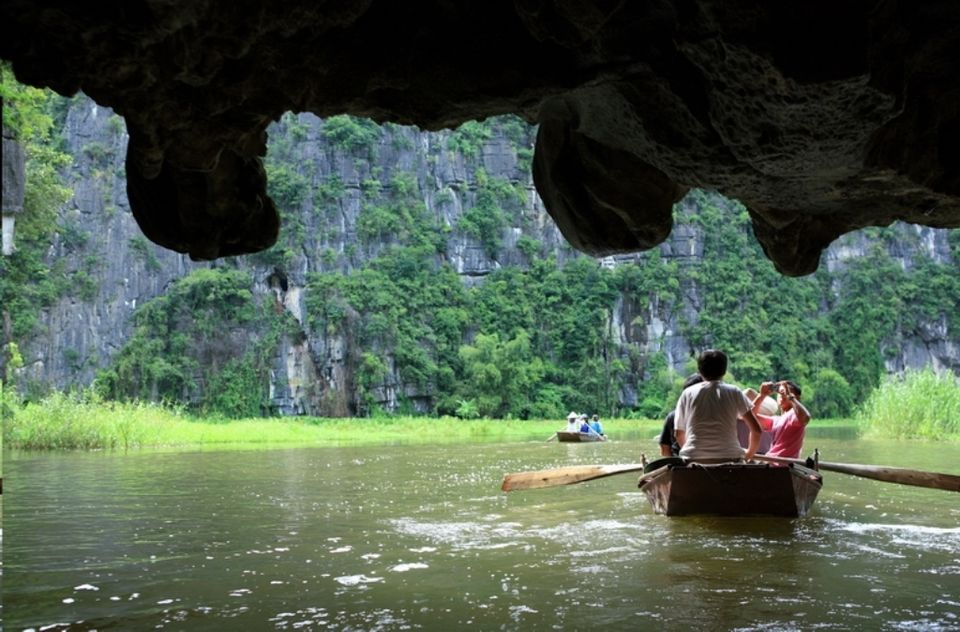 HANOI - HOA LU- TAM COC 1 DAY TRIP