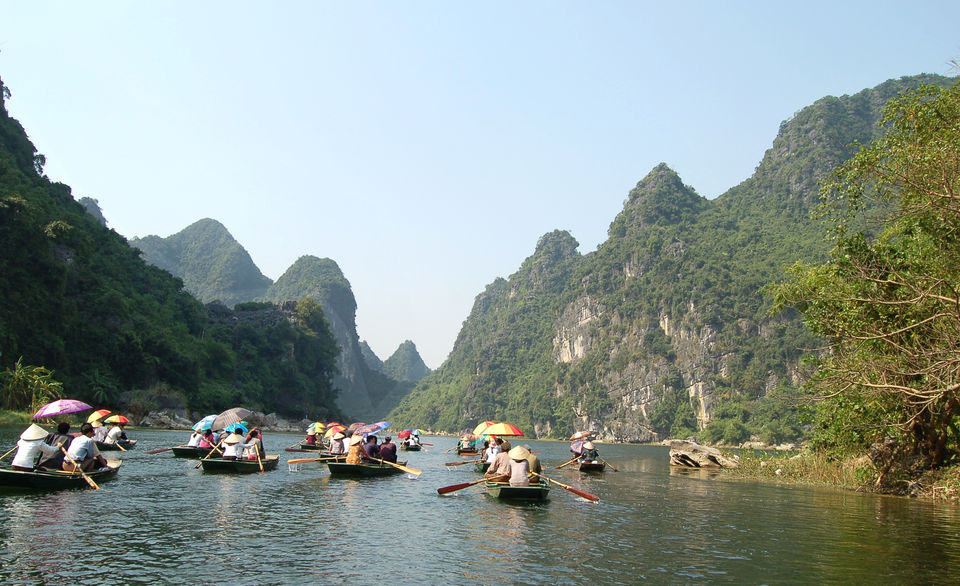 HANOI - HOA LU- TAM COC 1 DAY TRIP